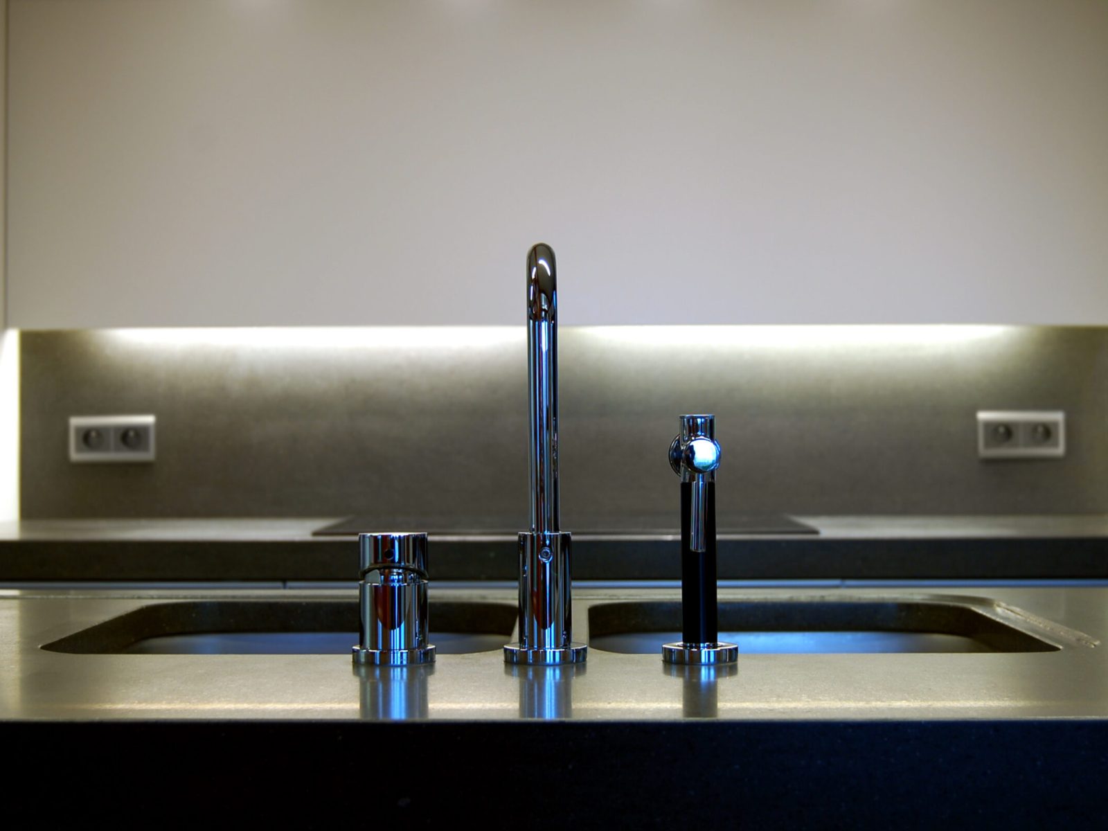 shutterstock_2765576